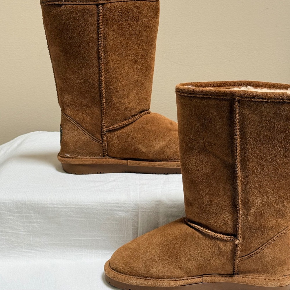 Bearpaw Elle Tall Boots Size 3 Youth Hickory Brown Suede Sheepskin Lining